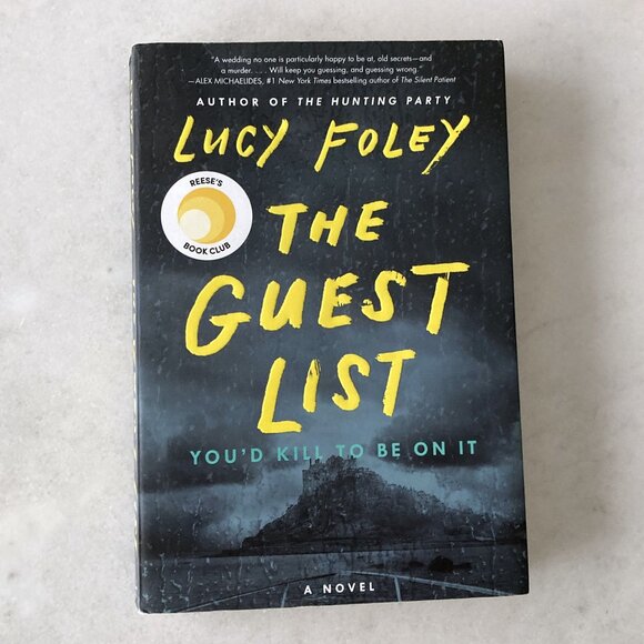 3/$20 - book - The Guest List, by Lucy Foley (Reese's Book Club Pick) Mystery - Picture 1 of 2